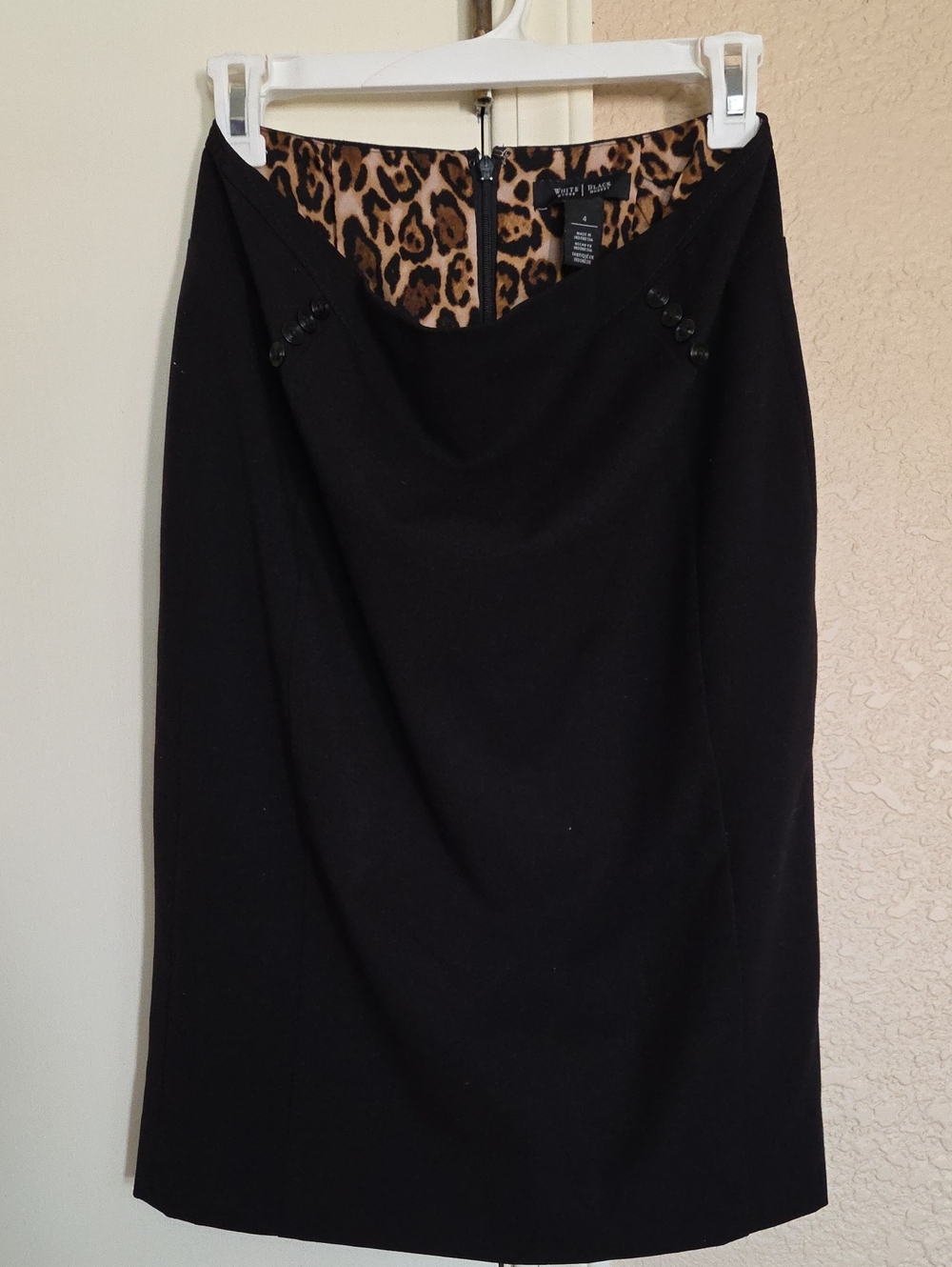 White House Black Market Black Pencil Skirt with Leopard Lining - Picture 1 of 7
